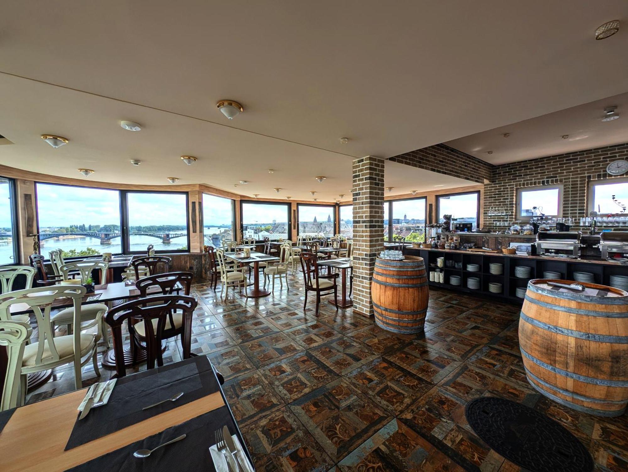 Mainzer Hof Hotel ภายนอก รูปภาพ